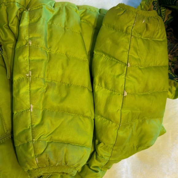 Patagonia Baby Reversible Down Sweater Hoody Insulated Jacket   6-12 monts - Picture 10 of 12